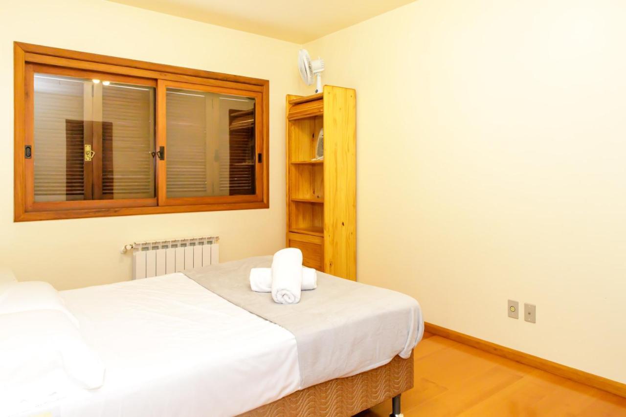 Apartamento Amplo E Aconchegante Na Av Das Hortencias No Centro De Грамаду Екстер'єр фото