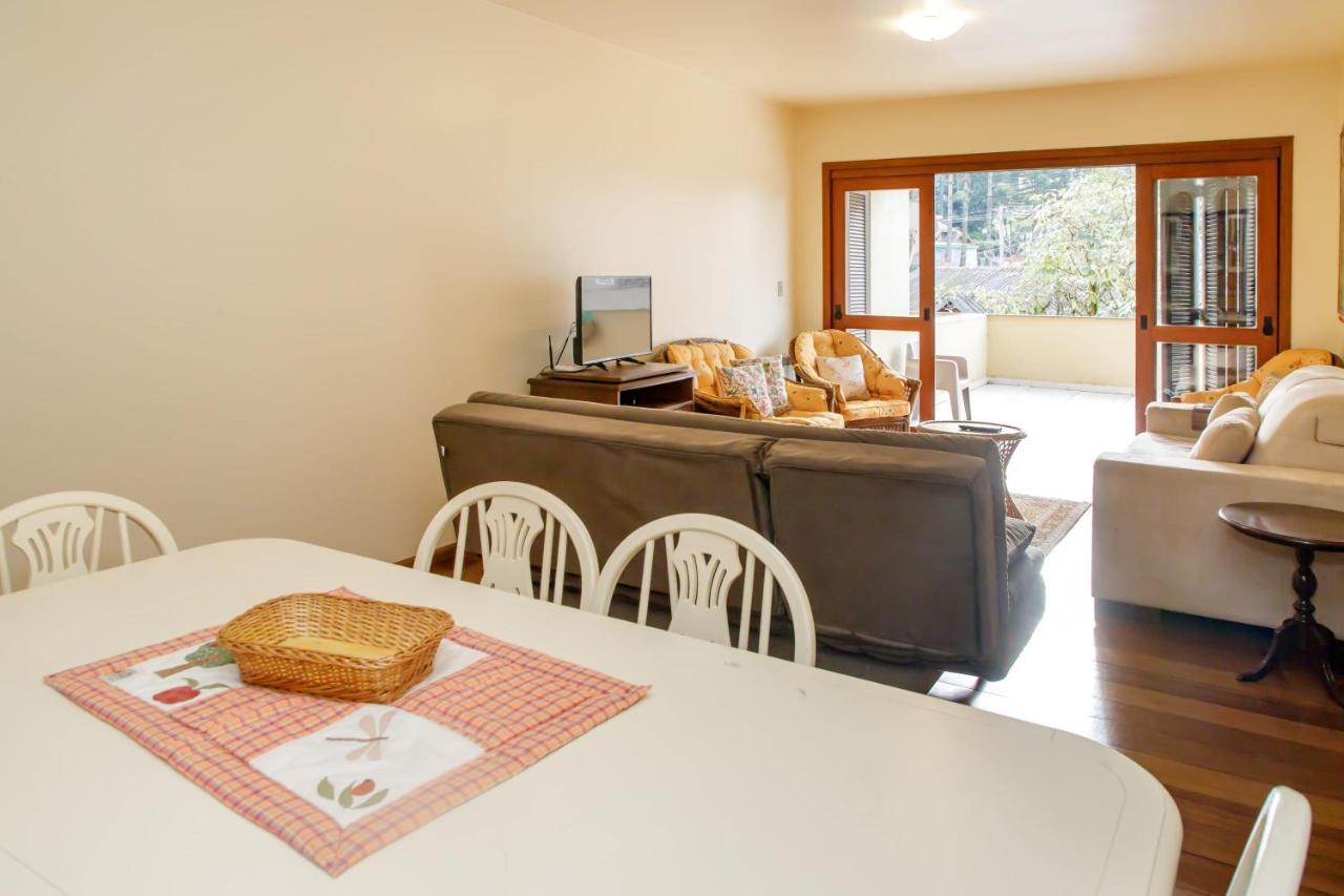 Apartamento Amplo E Aconchegante Na Av Das Hortencias No Centro De Грамаду Екстер'єр фото
